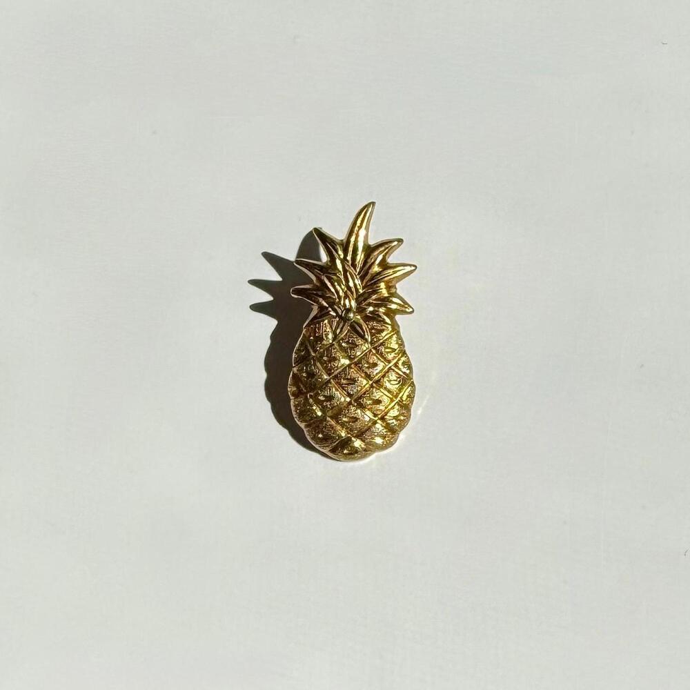 Vintage Pineapple Brooch | Gold Tone Fruit Pin